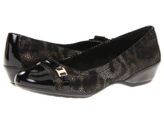 Aravon Yvonne Womens Flat Shoes (Black)