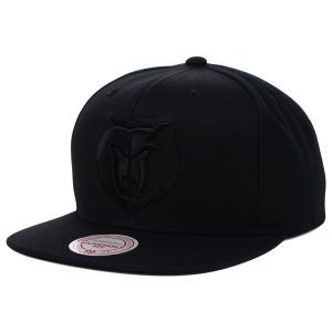 Memphis Grizzlies Mitchell and Ness NBA Team BW Snapback