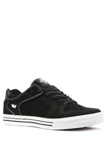 SUPRA The Vaider Low Sneaker in Black Suede and White