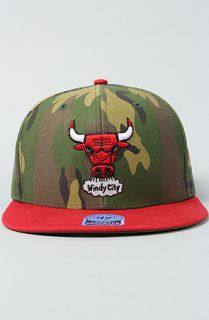 47 Brand Hats The Chicago Bulls Camo Backscratcher Snapback Cap in Camo