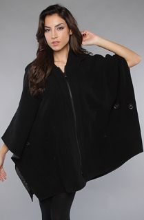 Spiewak  The Morton Cape in Black