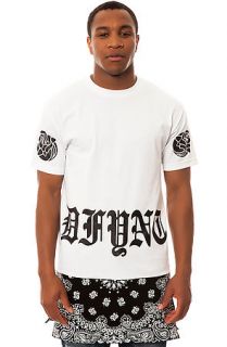 DFYNT Tee The Paisley Drop in White