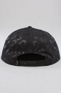 10 Deep Hat Gold Standard Snapback in Black