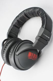 Skullcandy The 2011 Hesh Headphones with Mic in Carbon Red