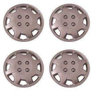 Set of 4 Silver 15 Inch Aftermarket Replacement Hubcaps with Metal Clip Retention System   Part Number IWC124/15S Automotive