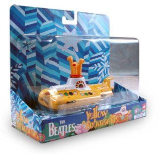 The Beatles   Yellow Submarine (Diecast Model) Toys & Games