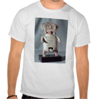 Statuette of a woman giving birth t shirt