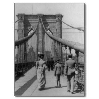 Brooklyn Bridge Crossing Post Card