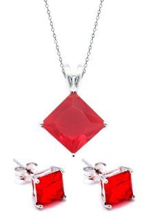 Red Color Princess Cut Cubic Zirconia Set 2 Carat Necklace Pendants Jewelry