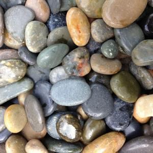 Butler Arts 0.25 cu. ft. 1/4 in.   1/2 in. Mixed Mexican Beach Polished Pebble PB MX14