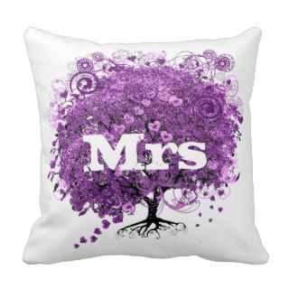 Radiant Purple Heart Leaf Tree Wedding Pillows