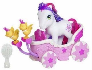 My Little Pony Cute Curtsey with Carriage Toys & Games