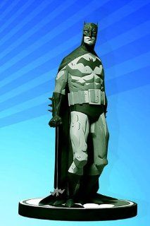 Batman Black and White Statue By Mike Mignola 1st Release Toys & Games