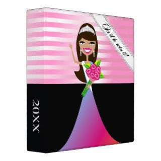 TT In it to Win It Pageant Organizer Brunette Binder