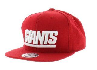 NFL Mitchell & Ness New York Giants Throwback Basic Vintage Logo Snapback Hat   Red  Baseball Caps  Sports & Outdoors