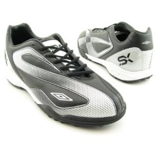 UMBRO SX Flare LGE Black Soccer Cleats Shoes Mens 7 Shoes