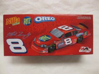 Nascar Martin Truex, Jr. #8 Oreo / Ritz '06 Monte Carlo SS LE 1 of 444 124 Scale Car By Motorsports Authentics Toys & Games