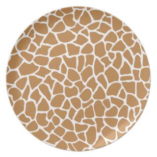 Giraffe Pattern Brown Animal Print Design. Party Plate