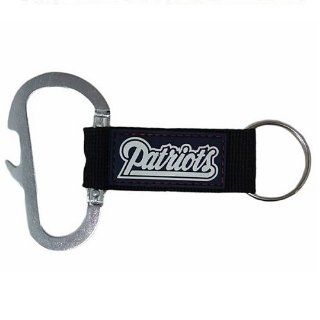 New England Patriots Carabiner Keychain  Sports Related Key Chains  Sports & Outdoors