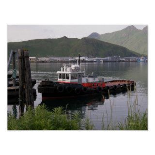 Saratoga Tugboat in Dutch Harbor, Alaska Print
