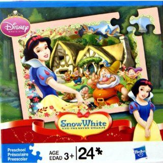 SnowWhite AND THE SEVEN DWARFS 24 PIECE PUZZLE Toys & Games