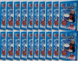 20 Pack   Instant Snow (Tm) Powder, Will Make About 80 Cups of Fluffy Instantly Snow. Toys & Games