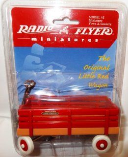 Radio Flyer Miniature Town & Country Wagon Model #2 Toys & Games