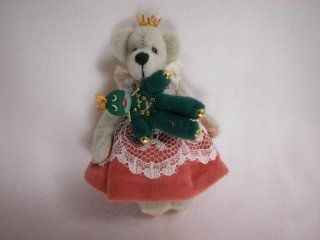 World of Miniature Bears 3.25" Cashmere Bear Princess 'N" Frog #679 Collectible Miniature Made by Hand Toys & Games