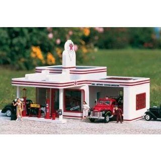 PIKO G SCALE MODEL TRAIN BUILDINGS   TEXACO FILLING STATION   62251 Toys & Games