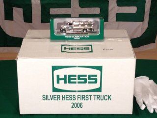 2006 Hess Corporation NYSE Chrome Miniature First Truck Toys & Games