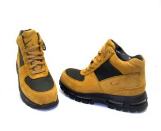 Nike Mens Air Max Goadome II Mens Boots Tan/Brown Size 7.5 NEW Shoes