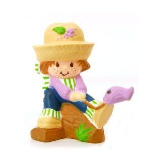 Strawberry Shortcake Vintage Mini Huckleberry Pie Catching a Fish Mint on Card Toys & Games