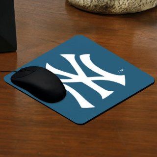 MLB New York Yankees Team Logo Neoprene Mouse Pad  Sports Award Trophies  Sports & Outdoors