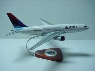 17 inches long Boeing 767 200 Delta " Spirit of Delta " Hand Carved from Solid Philippine Mahogany Wood 