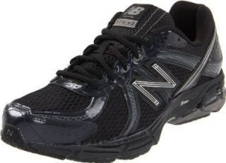 New Balance Men's M770v2 Running Shoe Shoes