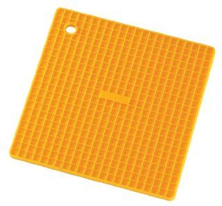Yellow grid floor 018 801 K ai silicon pot (japan import) Kitchen & Dining