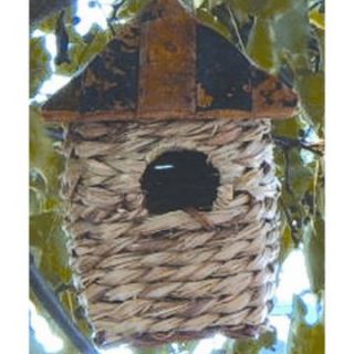Square Seagrass Nesting Hut with Bamboo Roof   Bird Houses