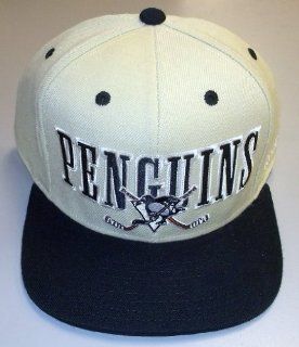 Pittsburgh Penguins Snap Back Flat Bill Reebok Hat   NF94Z  Sports Fan Baseball Caps  Sports & Outdoors