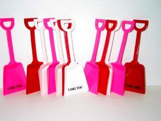 24 Red   White   Pink Toy Plastic Shovels, 8 of Each Color and 24 Free "I Dig You" Stickers. "Made in America" Mfg. Usa, Lead Free, No Bpa.  Toys & Games