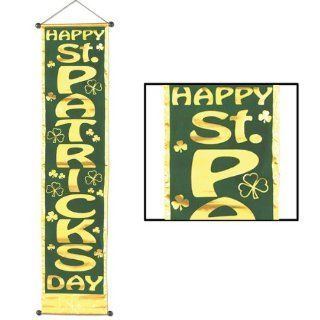 Happy St Patrick's Day Velvet Lame Holiday Panel Party Accessory (1 count) (1/Pkg) Toys & Games