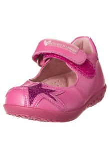 Agatha Ruiz de la Prada   First shoes   pink