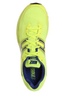 Nike Performance AIR PEGASUS 29   Cushioned running shoes   yellow