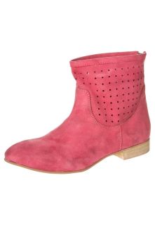 Post Footwear   Cowboy/Biker boots   pink