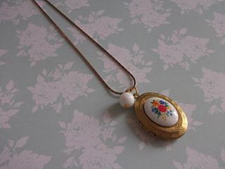 flower pattern locket by simply chic gift boutique