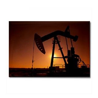 Silhouette of oil pump jack on rig   Rectangle Mag by GettyImages