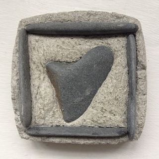 small stone valentines heart by wendy wilbraham