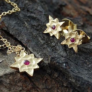 gold and red sapphire star necklace and earrings set by embers semi precious and gemstone designs