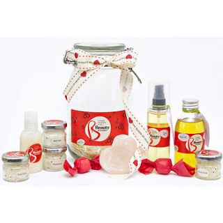 natural bath and body gift hamper by beauty kitchen