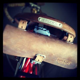Brooks Saddles Challenge Tool Bag (Black)  Bike Hand Tools  Sports & Outdoors