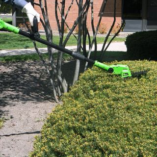 Chameleon 18 Volt Cordless Lithium Ion Yard Trimming Package